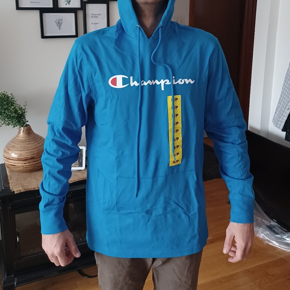 🆕️ NWT Champion Logo Blue Hooded Long Sleeve T-Shirt